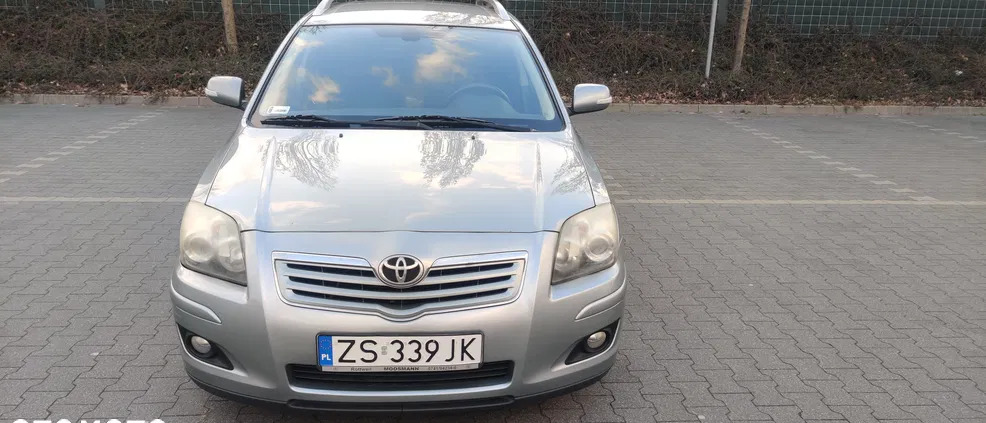 toyota Toyota Avensis cena 11000 przebieg: 277590, rok produkcji 2007 z Szczecin